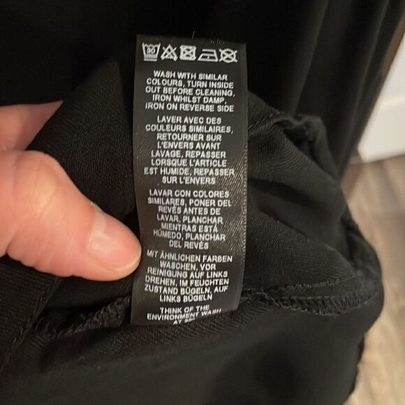 ✨ASOS DESIGN Maternity cold shoulder cami in black, NWT - Picture 12 of 12